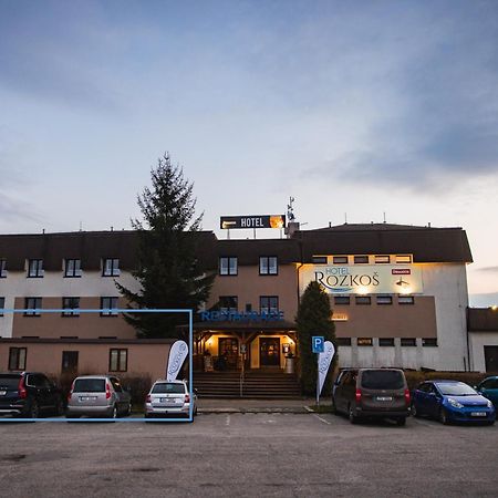 Hotel Rozkos Česká Skalice Bagian luar foto