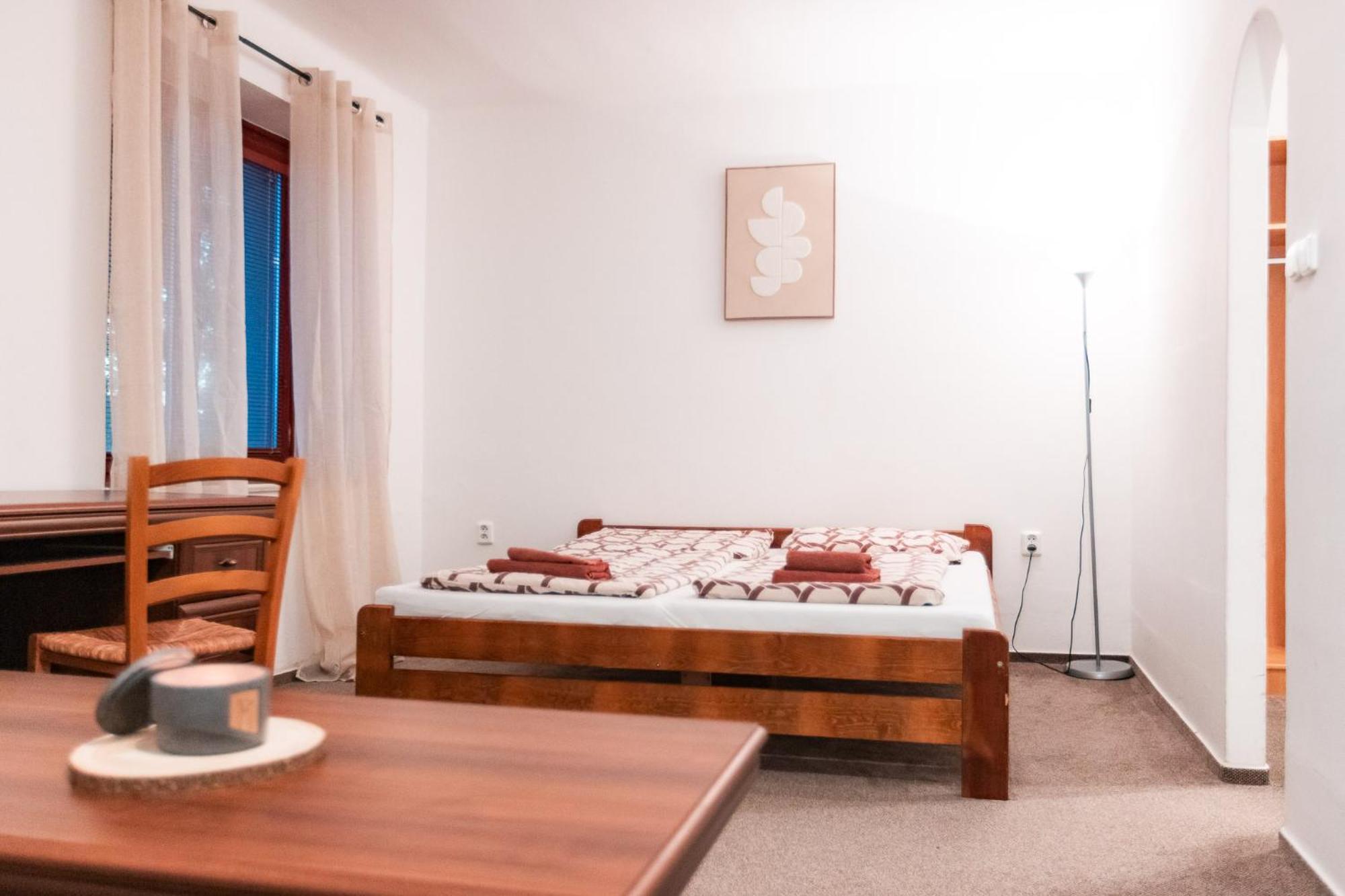Hotel Rozkos Česká Skalice Bagian luar foto