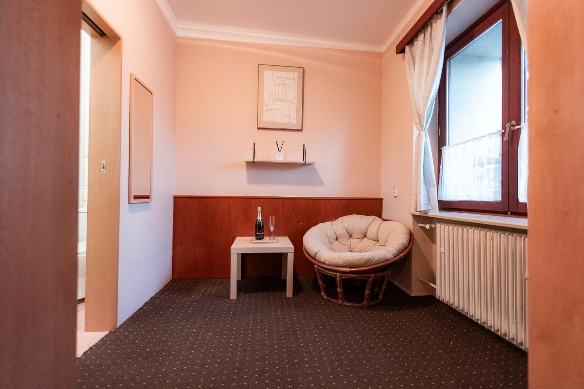 Hotel Rozkos Česká Skalice Ruang foto