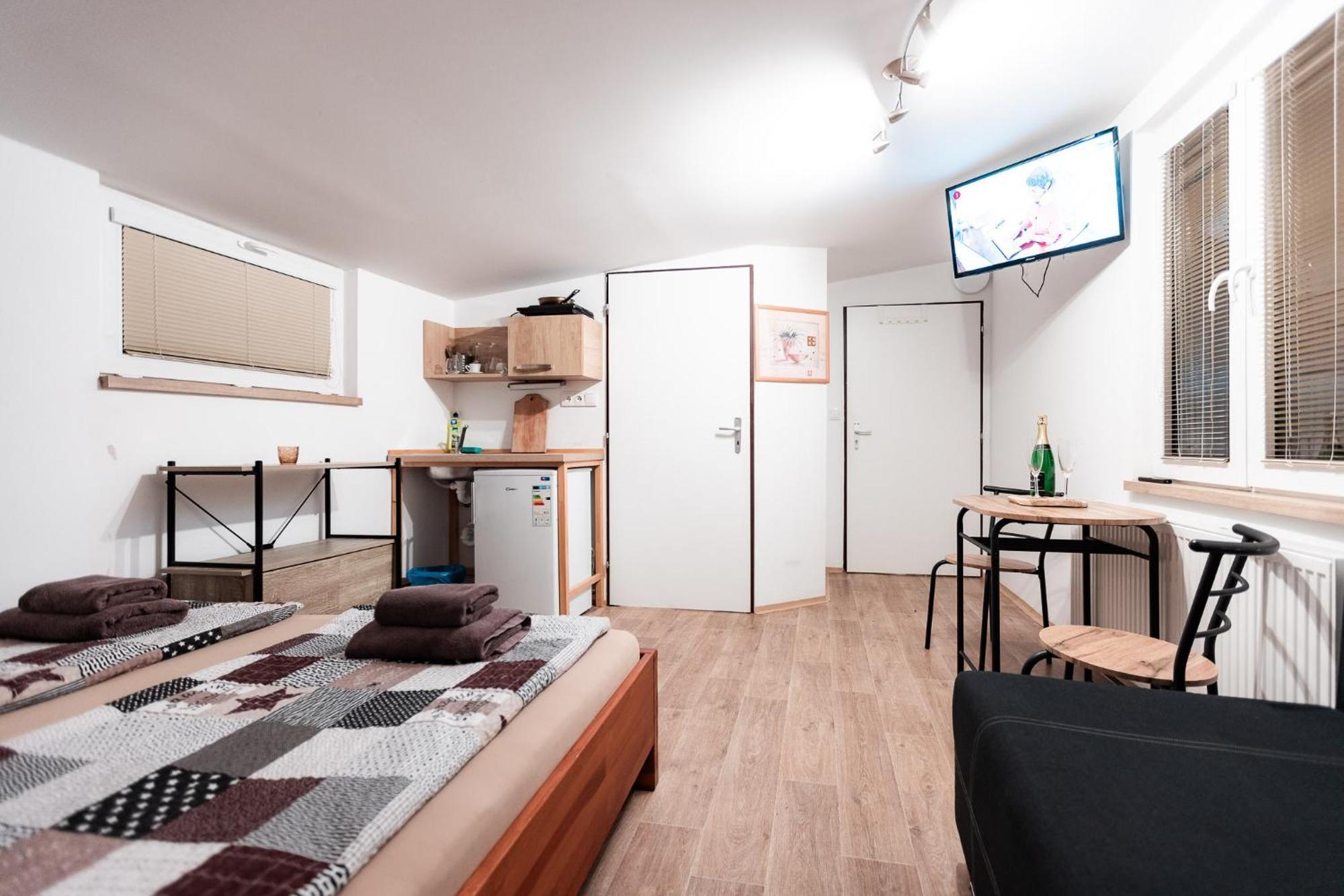 Hotel Rozkos Česká Skalice Bagian luar foto